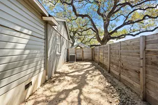 1318 Bonham Terrace, Austin, TX 78704 - Photo 40