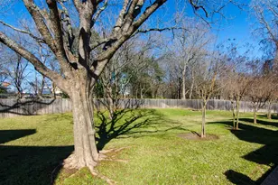 10819 Crown Colony Dr, Austin, TX 78747 - Photo 26