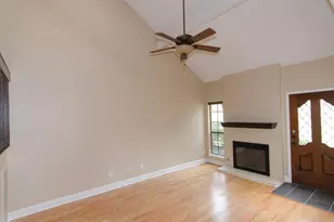 10819 Crown Colony Dr, Austin, TX 78747 - Photo 8