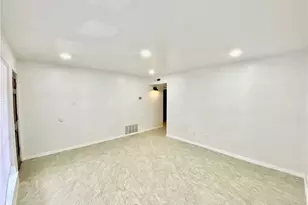 6910 Hart Ln, Austin, TX 78731 - Photo 1