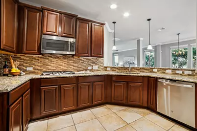 400 Hummingbird Lane #B, Austin, TX 78734 - Photo 4