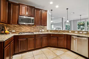 400 Hummingbird Ln, Austin, TX 78734 - Photo 4