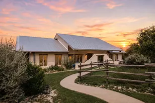 901 Old Red Ranch Rd, Dripping Springs, TX 78620 - Photo 1