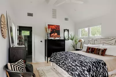 43 Lynn Street, Austin, TX 78702 - Photo 16