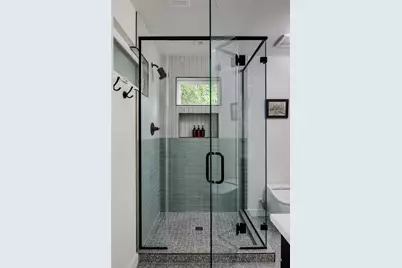 43 Lynn Street, Austin, TX 78702 - Photo 20