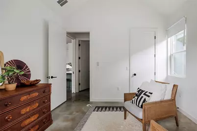 43 Lynn Street, Austin, TX 78702 - Photo 14