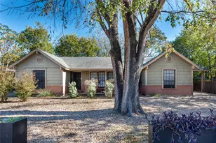 5006 Sara Dr, Austin, TX 78721 - Photo 2