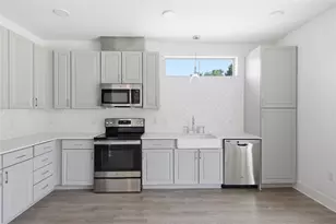 4704 Sunset Trail, Austin, TX 78745 - Photo 20