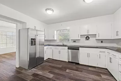 2326 Hartford Road, Austin, TX 78703 - Photo 8