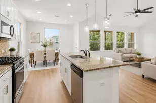 304 Santa Maria St, Georgetown, TX 78628 - Photo 8