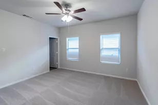108 Zion Dr, Kyle, TX 78640 - Photo 8
