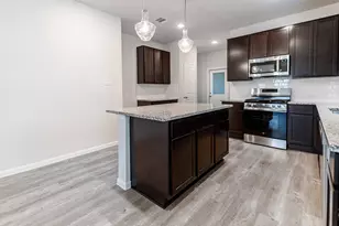 108 Zion Dr, Kyle, TX 78640 - Photo 6