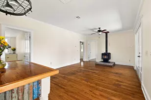 395 Dale Ln, Dale, TX 78616 - Photo 6