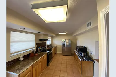 407 Alta Vista Drive #B, Bastrop, TX 78602 - Photo 4