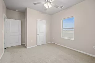 512 Timber Brook Dr, Hutto, TX 78634 - Photo 16