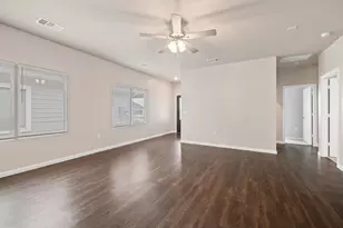 512 Timber Brook Dr, Hutto, TX 78634 - Photo 8