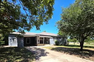 1028 Ellingson Ln, Austin, TX 78751 - Photo 2