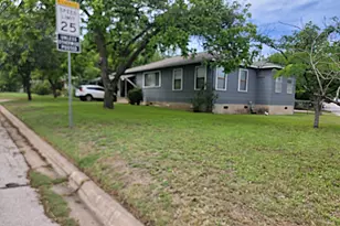 1028 Ellingson Ln, Austin, TX 78751 - Photo 4