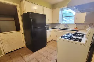 1028 Ellingson Ln, Austin, TX 78751 - Photo 16