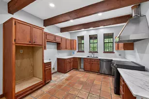 222 Indiana Rd, Lockhart, TX 78644 - Photo 6