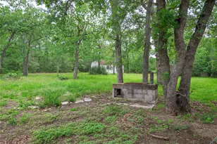222 Indiana Rd, Lockhart, TX 78644 - Photo 36
