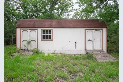 222 Indiana Road, Lockhart, TX 78644 - Photo 34