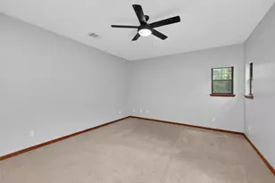 222 Indiana Rd, Lockhart, TX 78644 - Photo 12