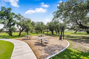 105 Morrison Dr, Jarrell, TX 76537 - Photo 10