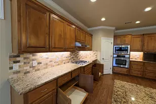 4802 Hidden Springs Trail, Georgetown, TX 78633 - Photo 8