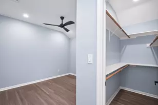 29000 Colonial Dr, Georgetown, TX 78628 - Photo 22