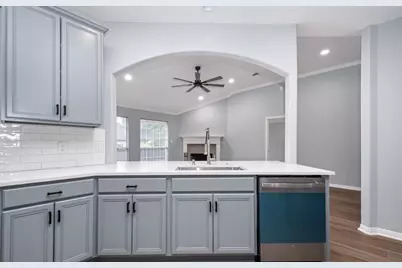 29000 Colonial Drive, Georgetown, TX 78628 - Photo 12