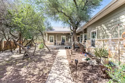 204 Deer Creek Circle, Dripping Springs, TX 78620 - Photo 4