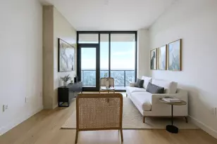 610 Davis St, Austin, TX 78701 - Photo 2