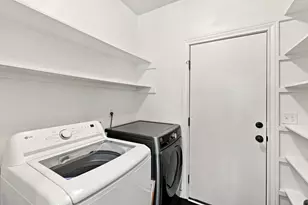 113 Lei Ct, Bastrop, TX 78602 - Photo 32