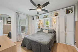 1103 Brass St, Austin, TX 78702 - Photo 14