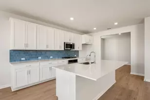 245 Ranier Wy, Dripping Springs, TX 78620 - Photo 4