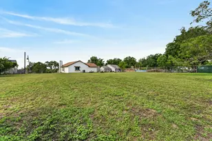 12212 Mustang Dr, Buda, TX 78610 - Photo 22