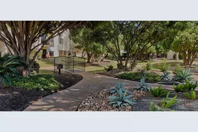 40 N Interstate 35 Highway #4A4, Austin, TX 78701 - Photo 32