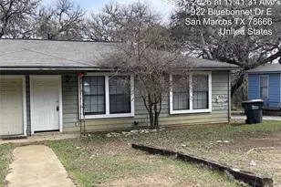 920-922 E Bluebonnet Dr, San Marcos, TX 78666 - Photo 1