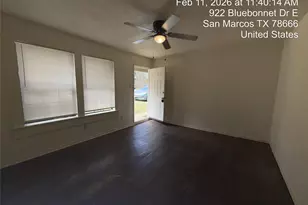 920-922 E Bluebonnet Dr, San Marcos, TX 78666 - Photo 6