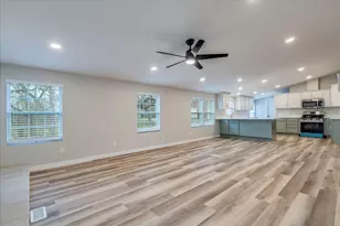 158 Shady Oaks Dr, Dale, TX 78616 - Photo 10