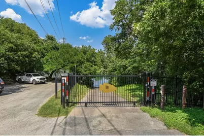 2403 Crazyhorse Pass, Austin, TX 78734 - Photo 6