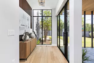 700 Wayside Dr, Austin, TX 78703 - Photo 2