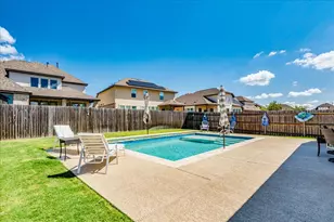 112 Ray Ct, Liberty Hill, TX 78642 - Photo 32