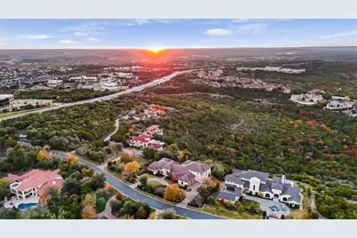 4908 Mirador Drive, Austin, TX 78735 - Photo 32