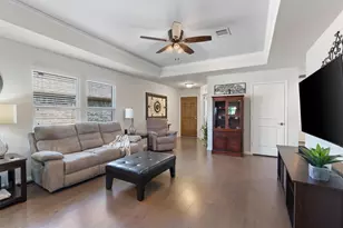 110 Hobby St, Georgetown, TX 78633 - Photo 6