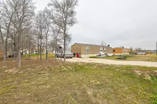 230 Gato Rd, Cedar Creek, TX 78612 - Photo 4