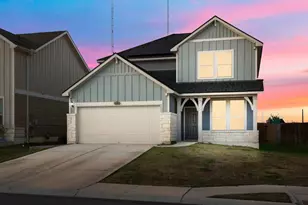 2300 Cliffbrake Wy, Georgetown, TX 78626 - Photo 2