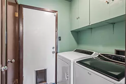 3304 Whitepine Drive, Austin, TX 78757 - Photo 12