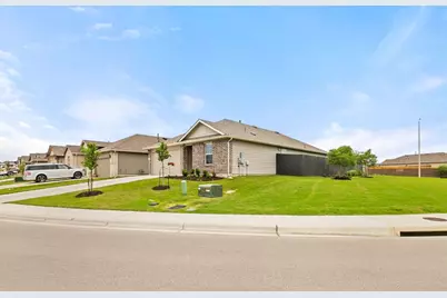 414 Aylor Way, Lockhart, TX 78644 - Photo 4